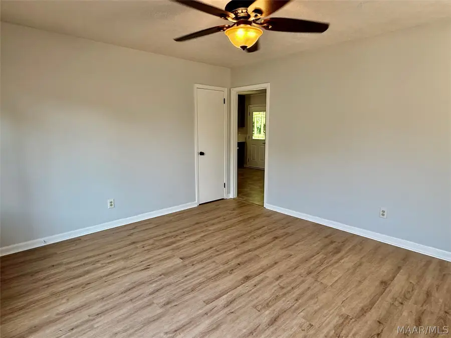 207 Magnolia Drive, Prattville, AL 36067 - #3