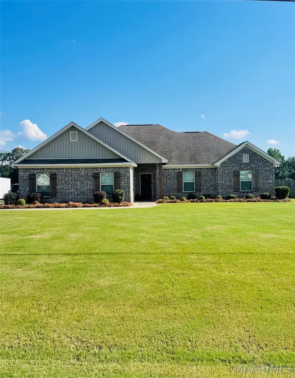 474 County Rd 40, Deatsville, AL 36022