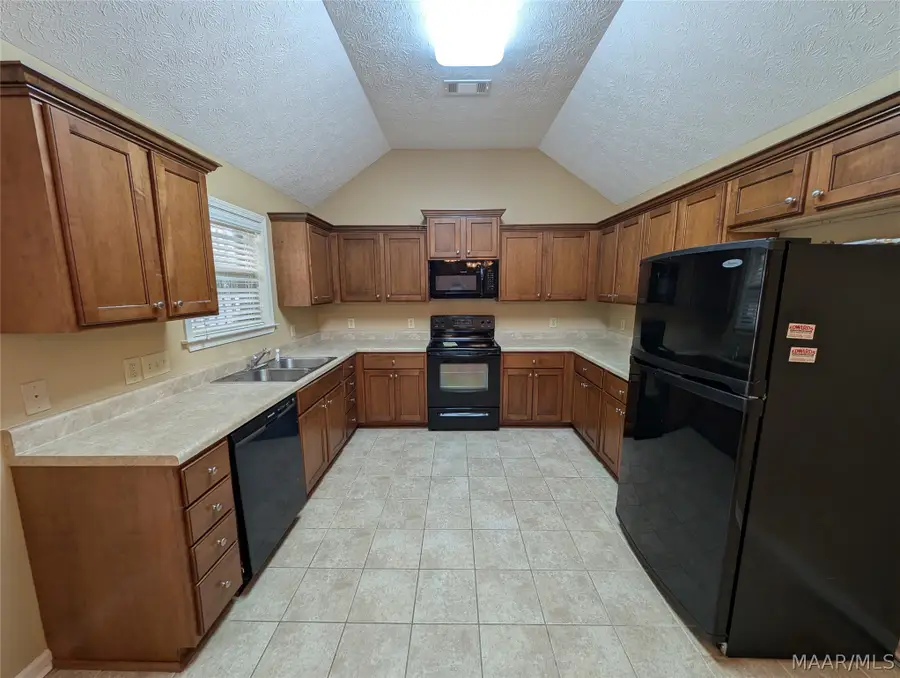 6244 Burbank Crossing Loop, Montgomery, AL 36117 - #3