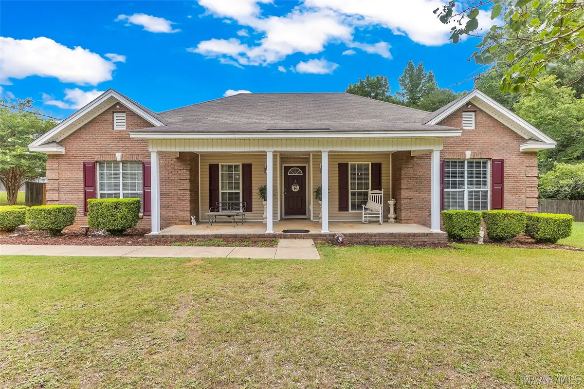407 Williams Road, Wetumpka, AL 36092 - #1