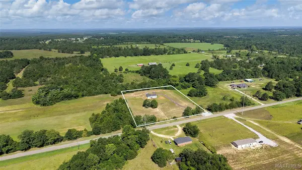 1319 County Road 21 Road N, Prattville, AL 36067