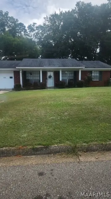 906 Skidmore Avenue, Prattville, AL 36066 - #3
