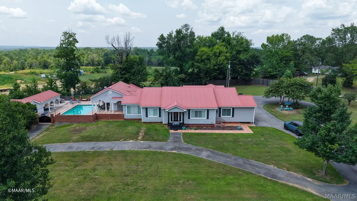 13215 Highway 43, Linden, AL 36748 - #1
