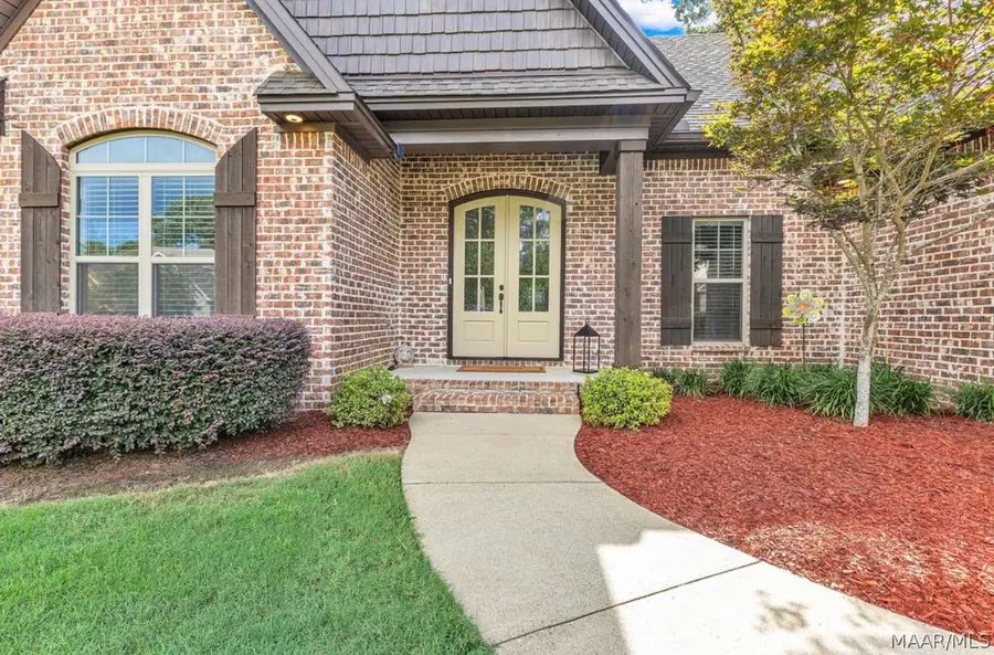 119 N Dogwood Terrace, Wetumpka, AL 36093 - #2
