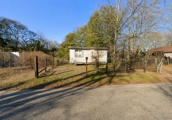 105 Minter Avenue, Selma, AL 36701