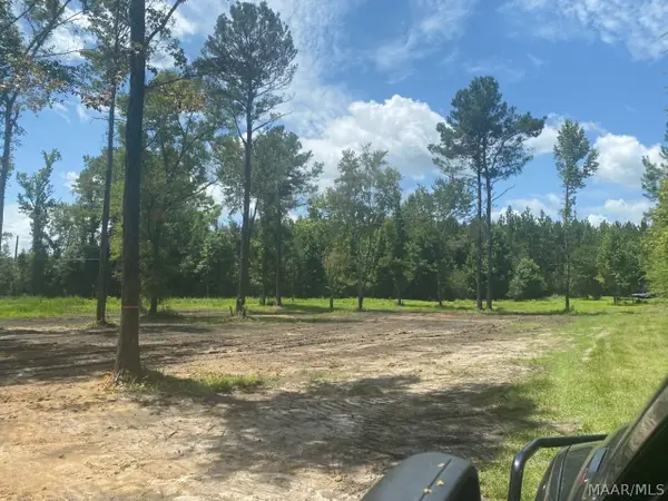 644 Case Road, Slocomb, AL 36375