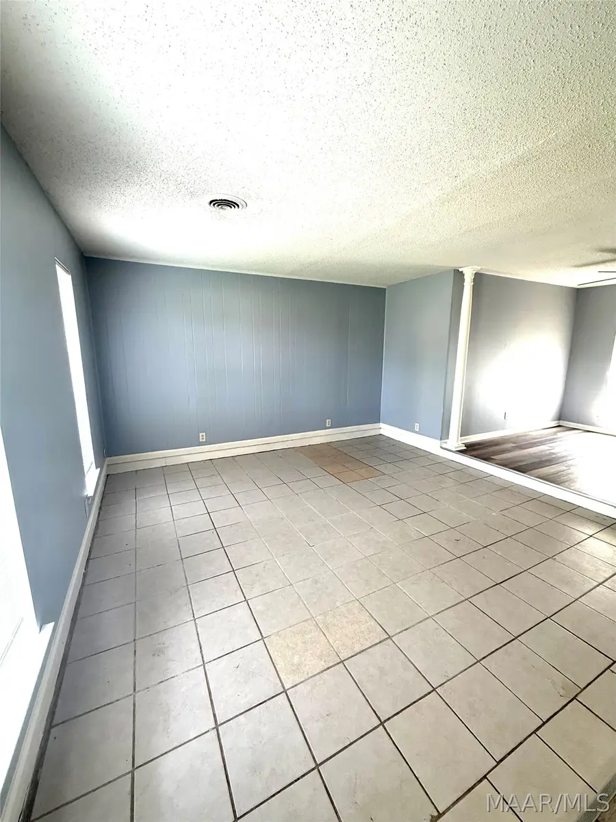 5620 E Shades Valley Drive, Montgomery, AL 36108 - #3