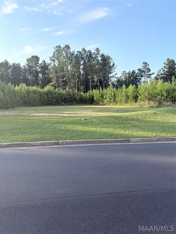 Address Withheld By Seller, Wetumpka, AL 36093