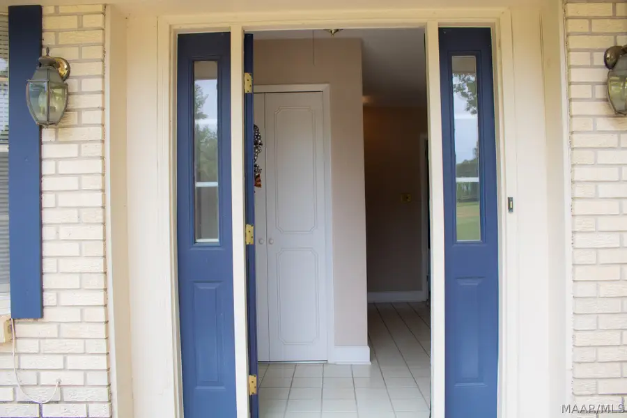 212 Hastings Court, Montgomery, AL 36109 - #3