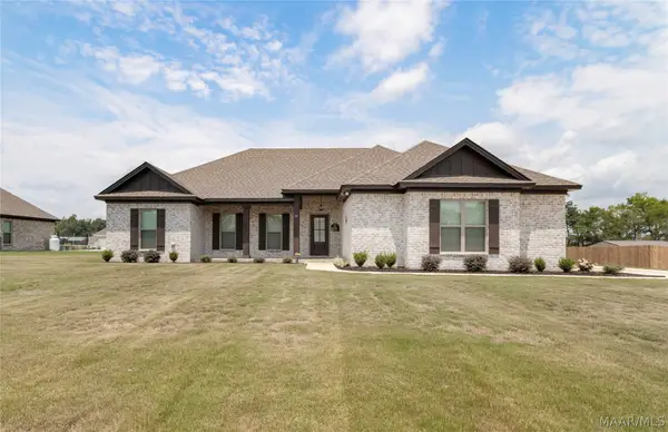 66 Refuge Court, Wetumpka, AL 36092
