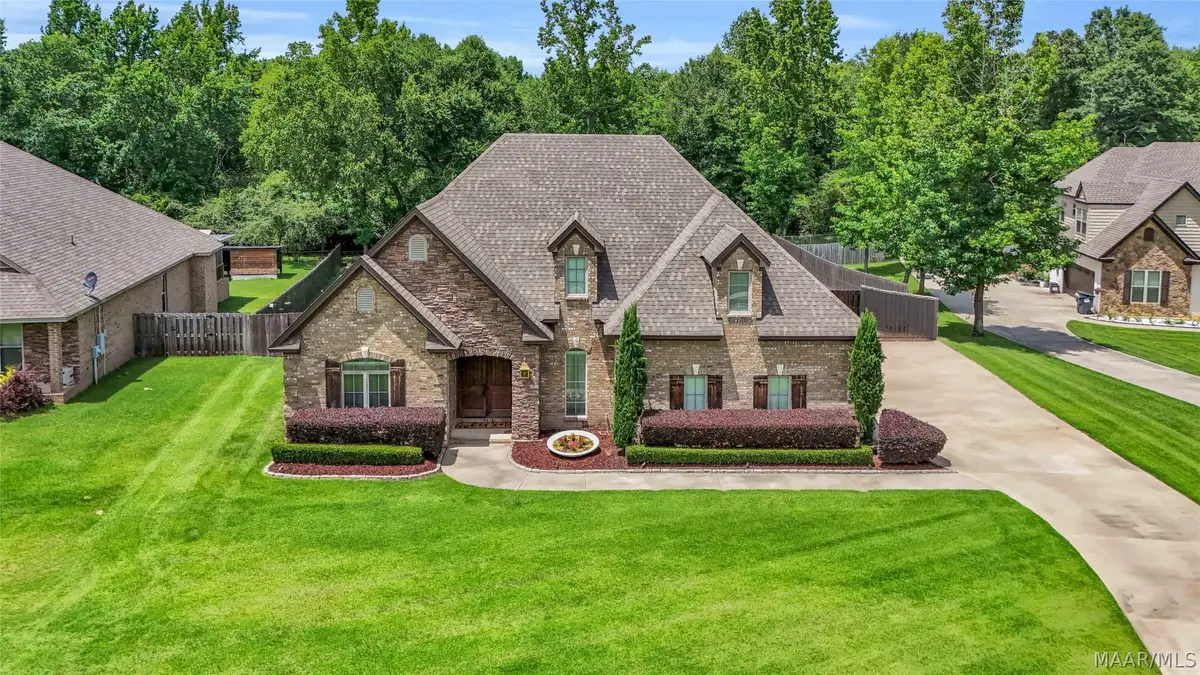 265 Spruce Knoll Lane, Elmore, AL 36025 - #1
