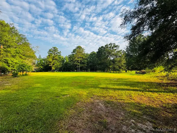 442 River Fork Road, Wetumpka, AL 36092