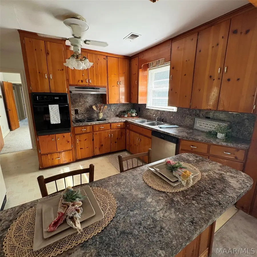 326 Grove Park Drive, Montgomery, AL 36109 - #2