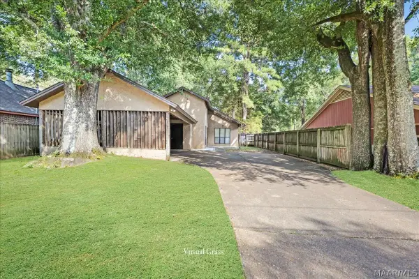 116 Cedar Court, Wetumpka, AL 36092