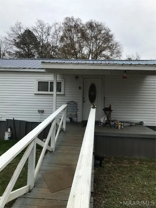 510 Wallace Court, Autaugaville, AL 36003