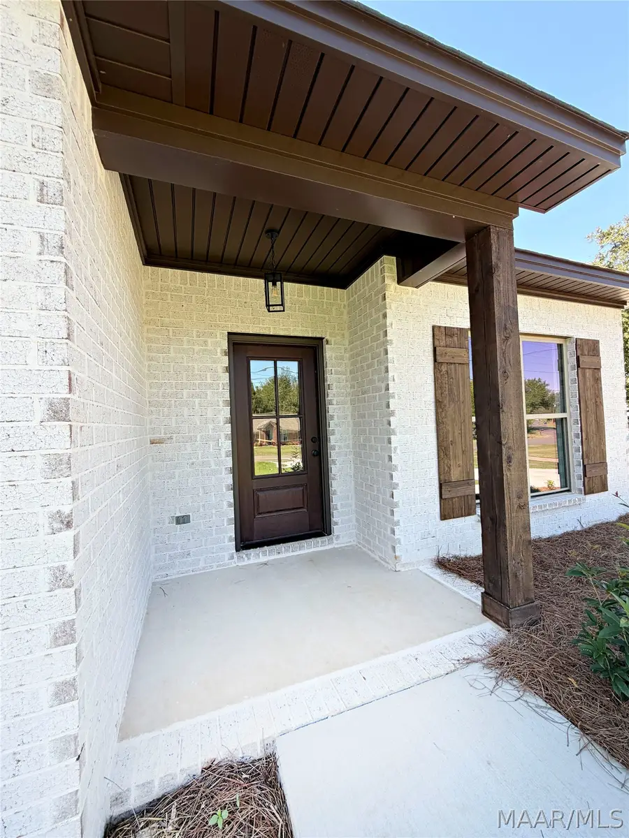 7 Shawnee Drive, Wetumpka, AL 36092 - #3