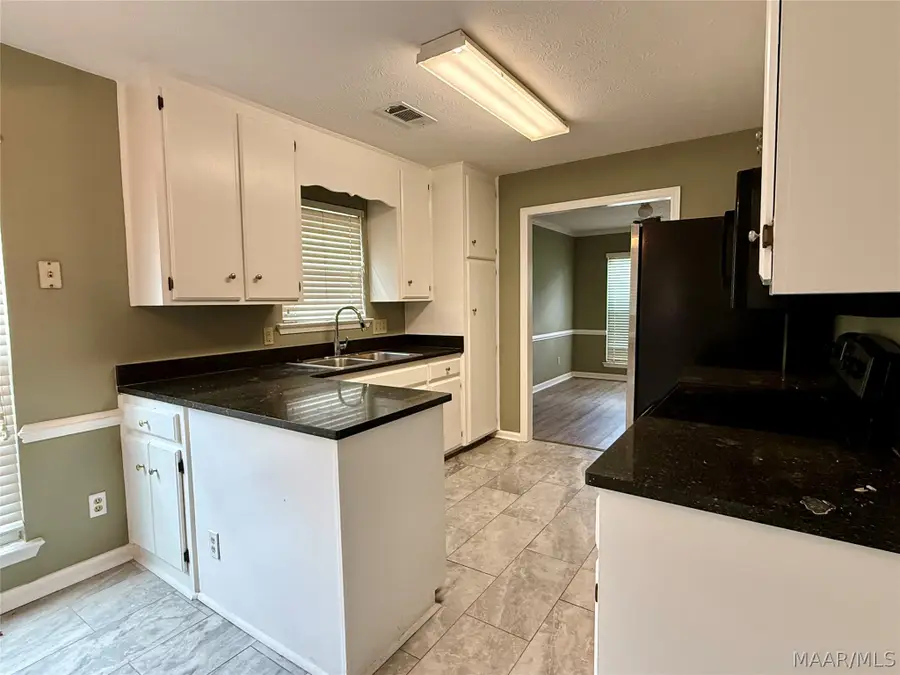5733 Neely Lane, Montgomery, AL 36116 - #2