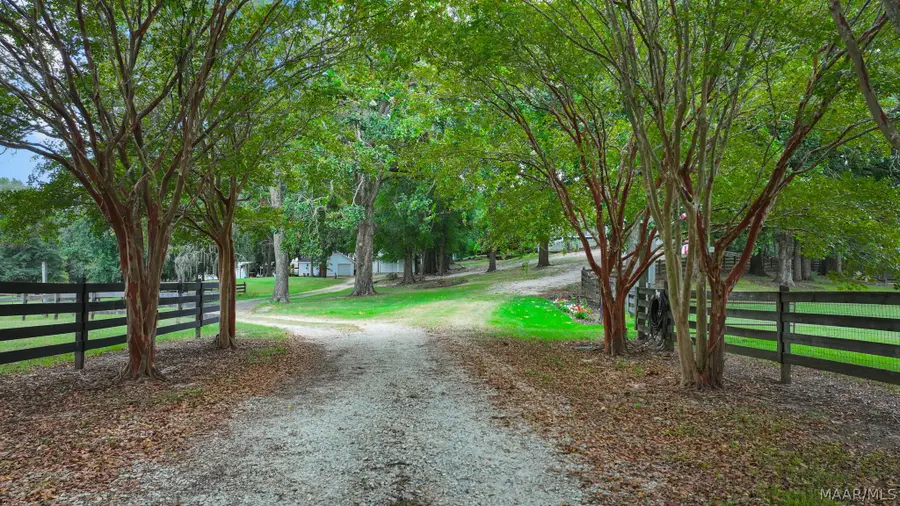 594 Ridgeland Farms Road, Montgomery, AL 36105 - #2