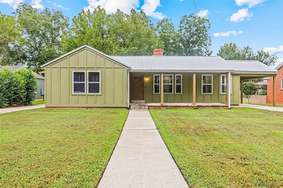303 Alabama Street, Wetumpka, AL 36092 - #1