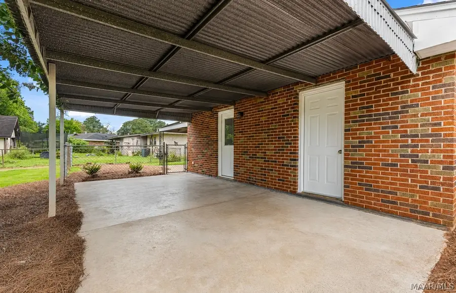 105 Ivey Court, Prattville, AL 36066 - #3