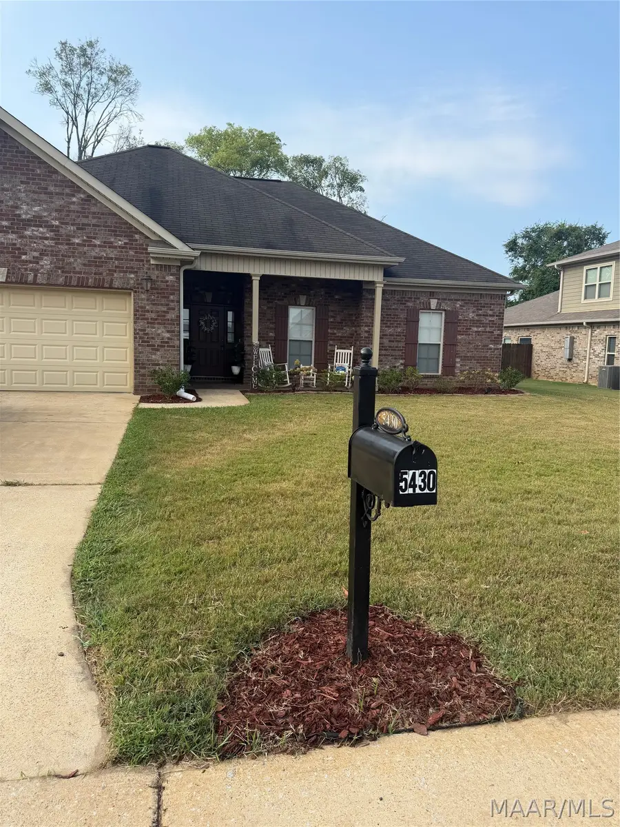 5430 Cedar Creek Drive, Bessemer, AL 35022 - #3