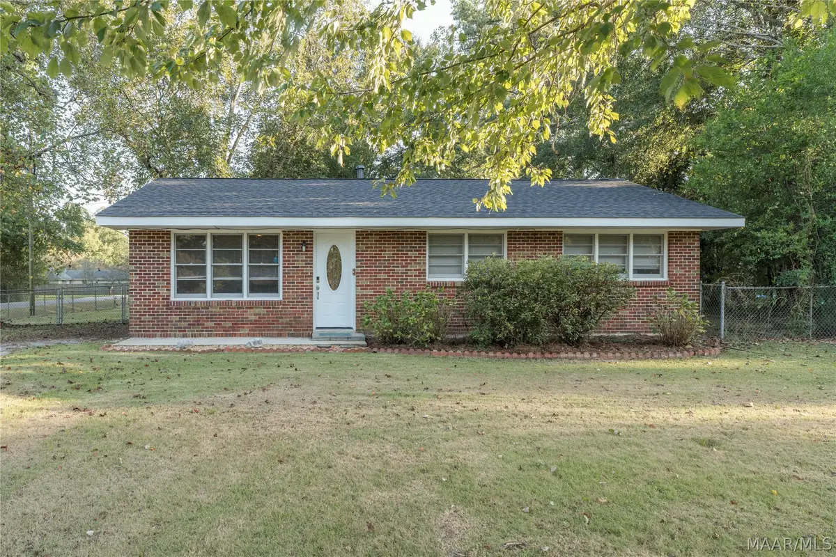 3880 Linda Ann Drive, Millbrook, AL 36054 - #1