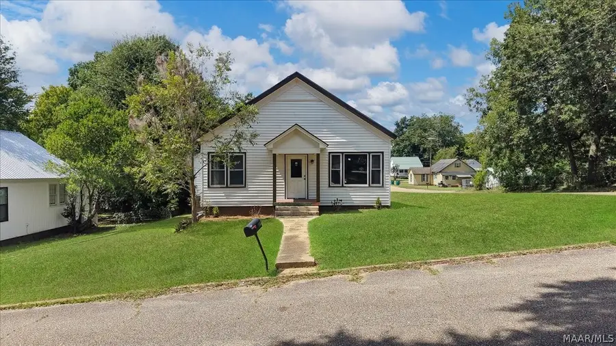 215 Freeman Avenue, Tallassee, AL 36078 - #2