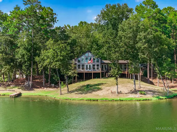195 County Road 196 Road, Clanton, AL 35045