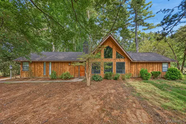 6701 Buttercup Drive, Elmore, AL 36025