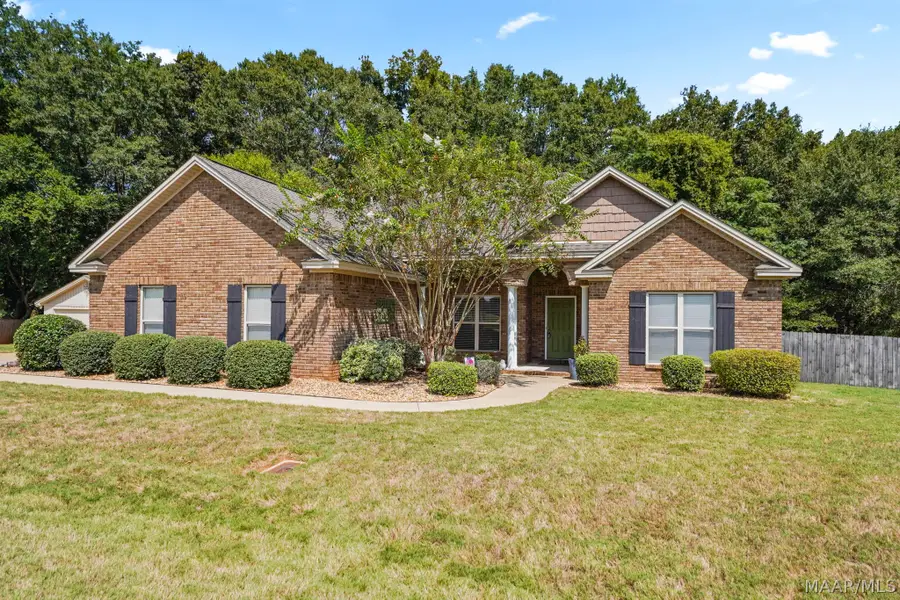 286 Jennifer Lane, Deatsville, AL 36022 - #3