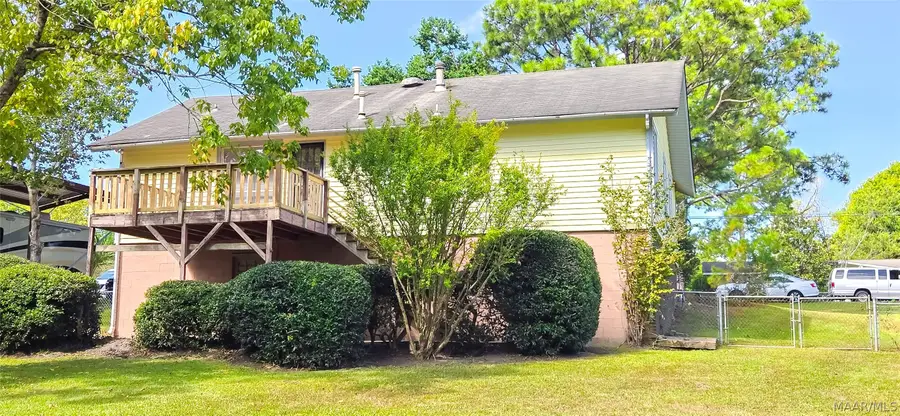 6820 Spring Valley Drive, Elmore, AL 36025 - #2
