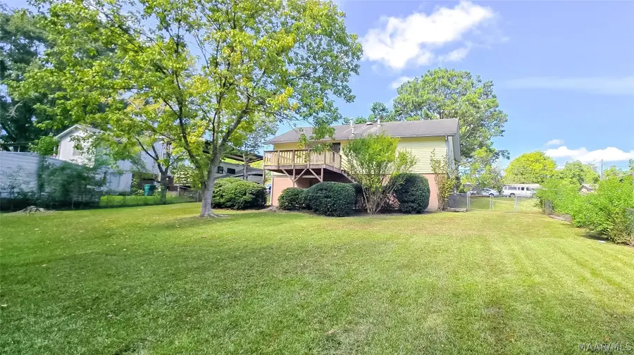 6820 Spring Valley Drive, Elmore, AL 36025 - #3