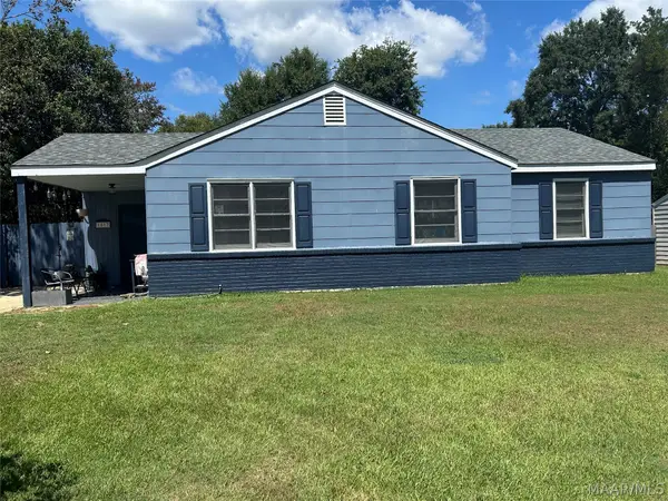 1017 Gipson Street, Prattville, AL 36066