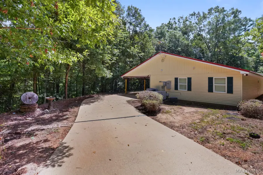222 High Country Road, Millbrook, AL 36054 - #3