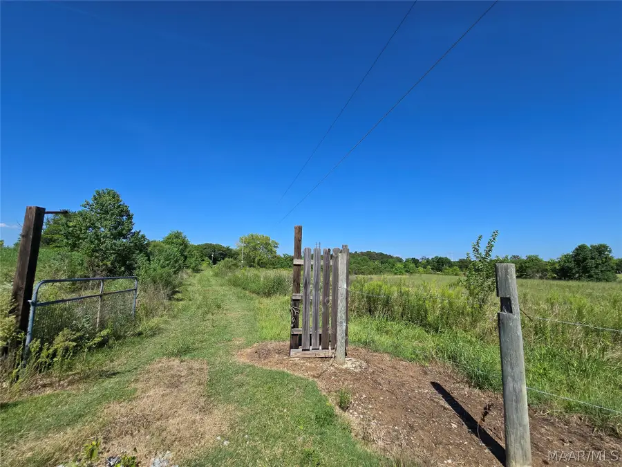 584 Lamar Road, Hope Hull, AL 36043 - #2