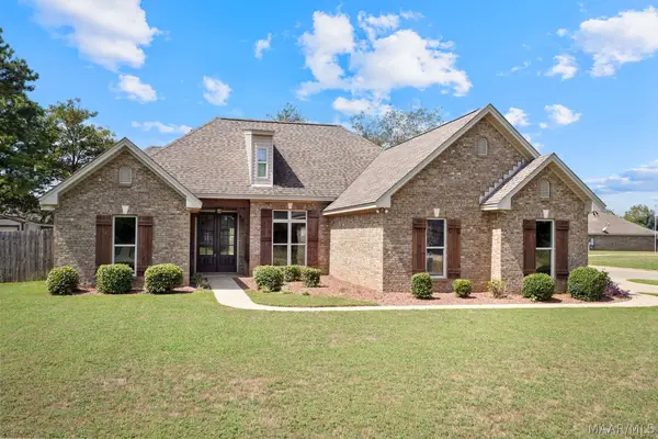 324 Landcaster Drive, Deatsville, AL 36022