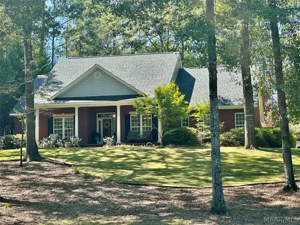31 Creekside Drive, Wetumpka, AL 36092