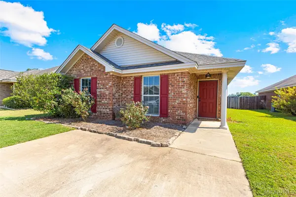 1814 Cotton Blossom Way, Prattville, AL 36067