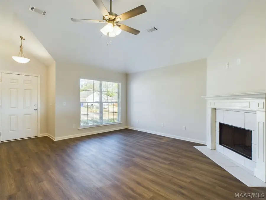 537 Country Club Drive, Wetumpka, AL 36092 - #3