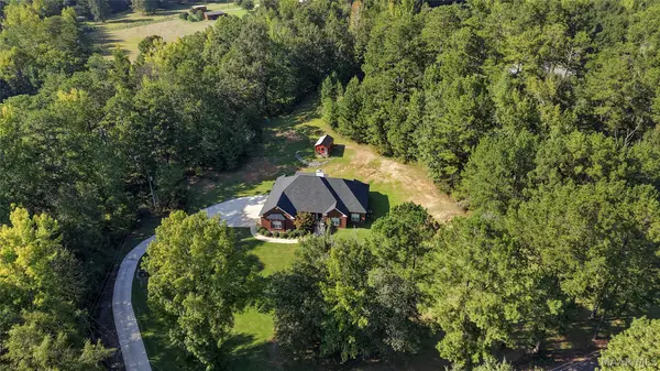 1368 Hidden Forest Trail, Wetumpka, AL 36093
