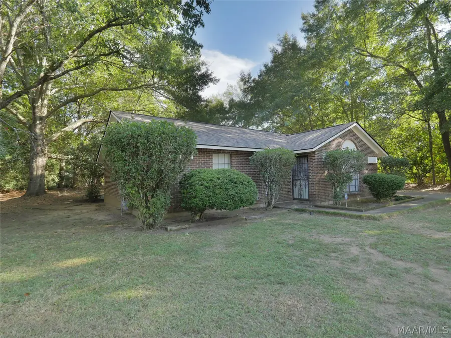 504 Ferndale Court, Montgomery, AL 36110 - #3