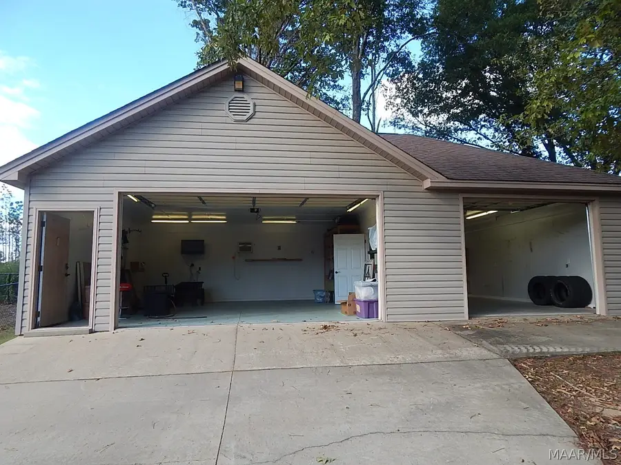 310 Hunters Ridge, Tallassee, AL 36078 - #3