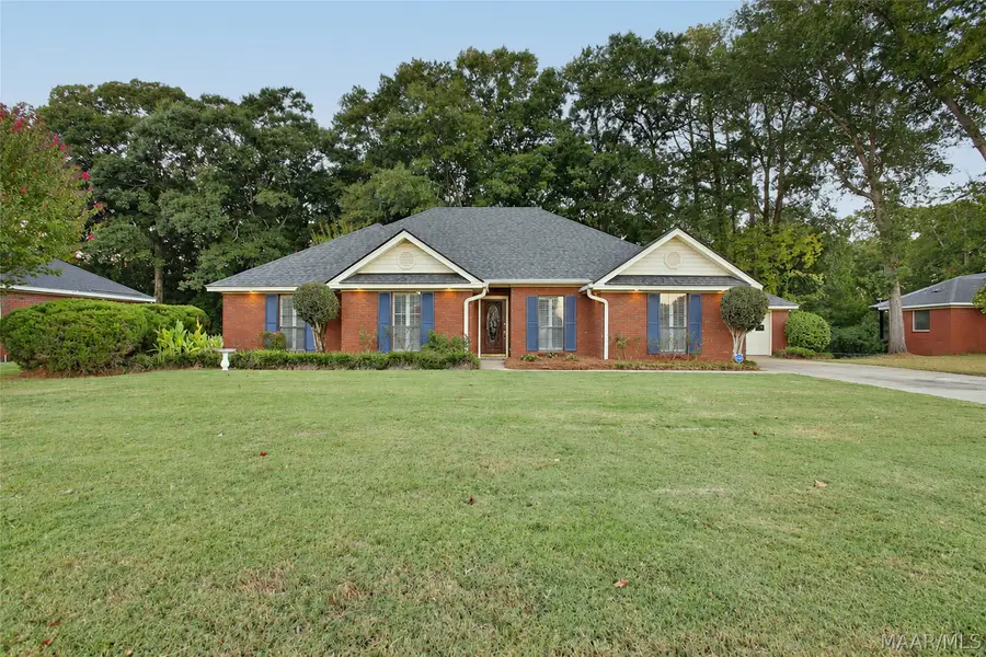 302 Abington Street, Prattville, AL 36066 - #2