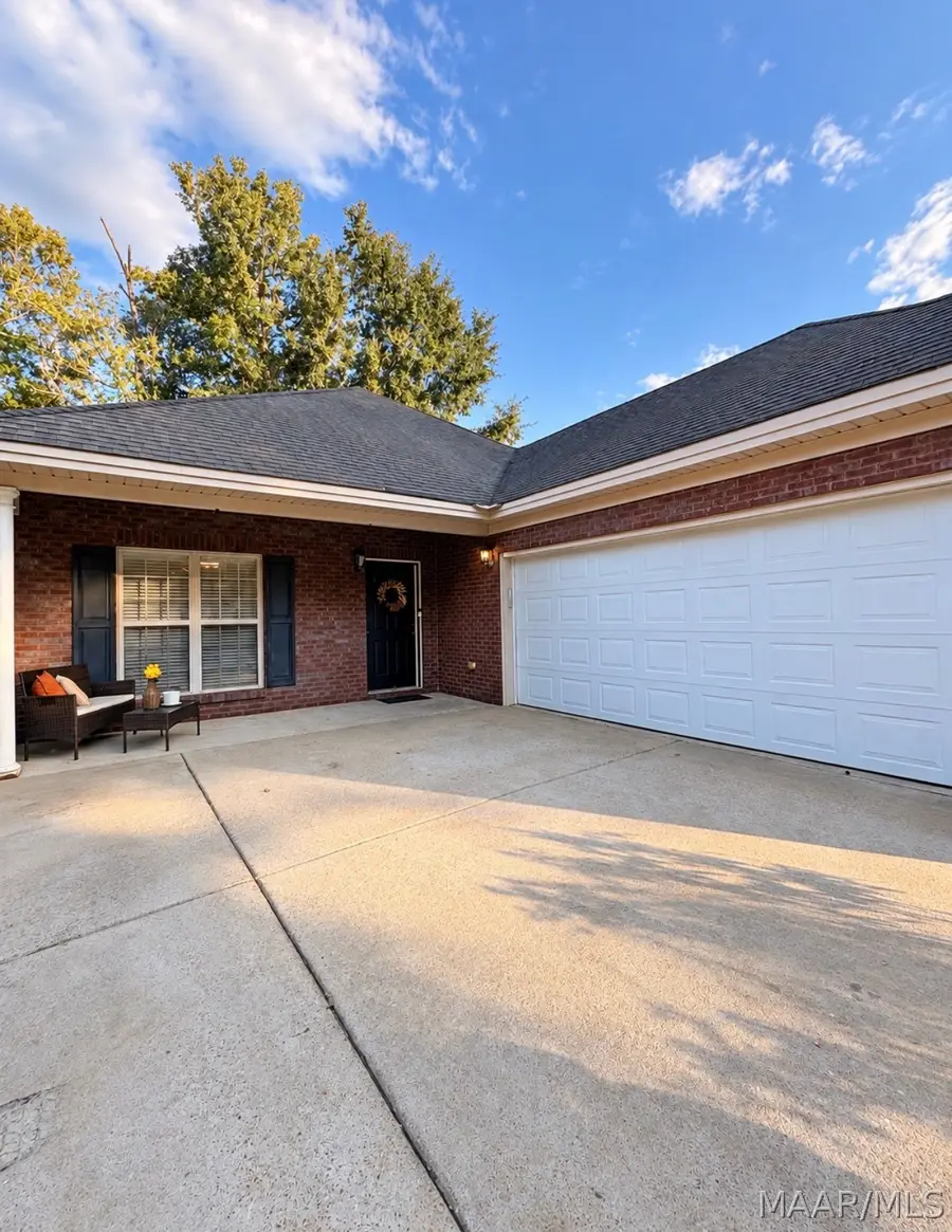 339 River Birch Circle, Wetumpka, AL 36093 - #2