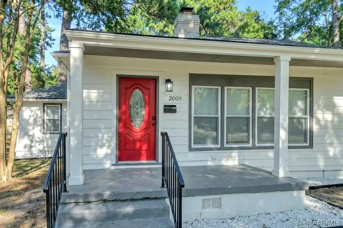2009 Commodore Street, Montgomery, AL 36106 - #1