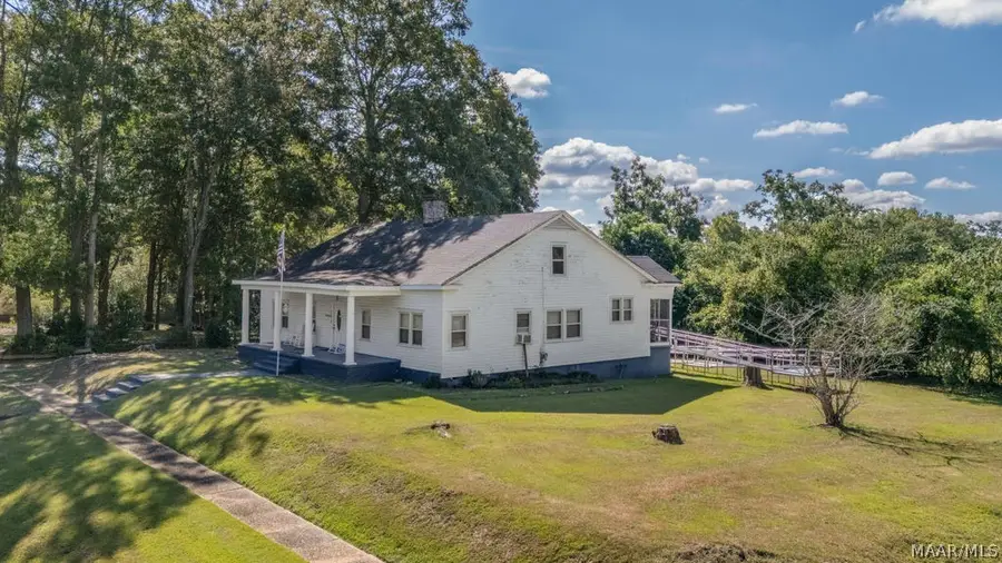 204 E Jones Street, Fort Deposit, AL 36032 - #2