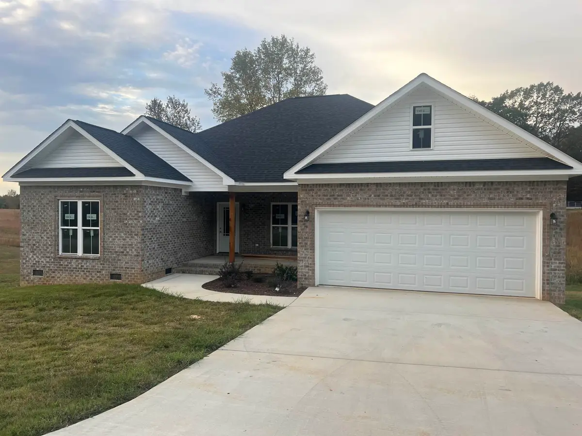 42 Eastwood Ln, Killen, AL 35645 - #1