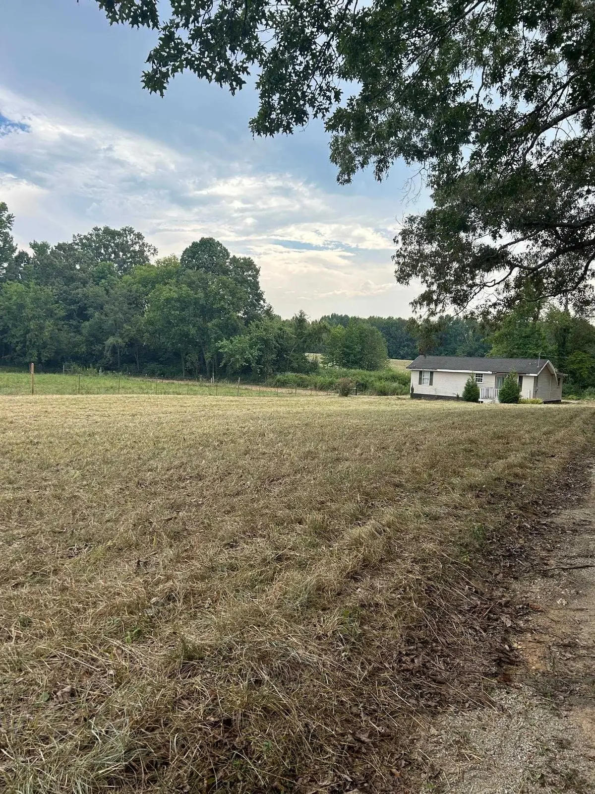 977 Co Rd 112, Florence, AL 35633 - Image #1