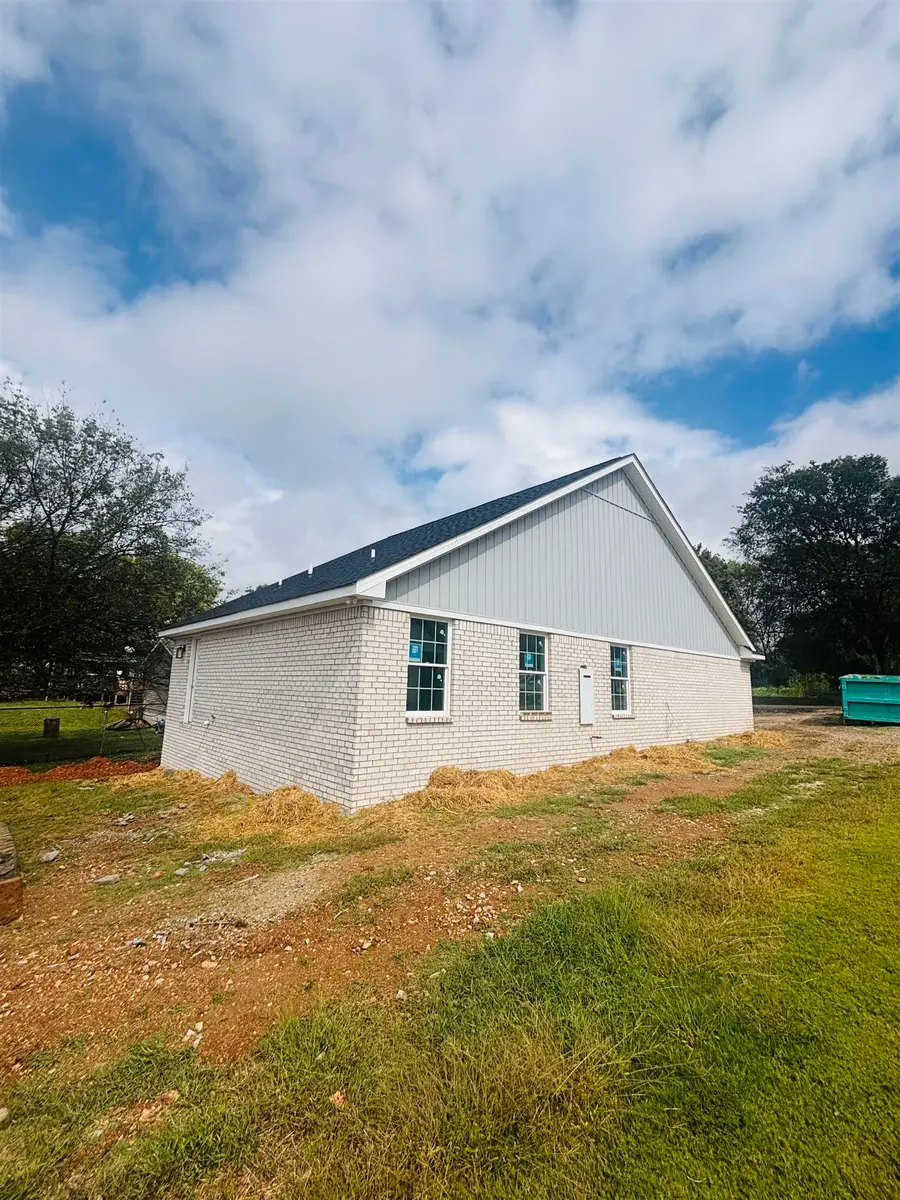 309 Alabama St, Killen, AL 35645 - Image #2