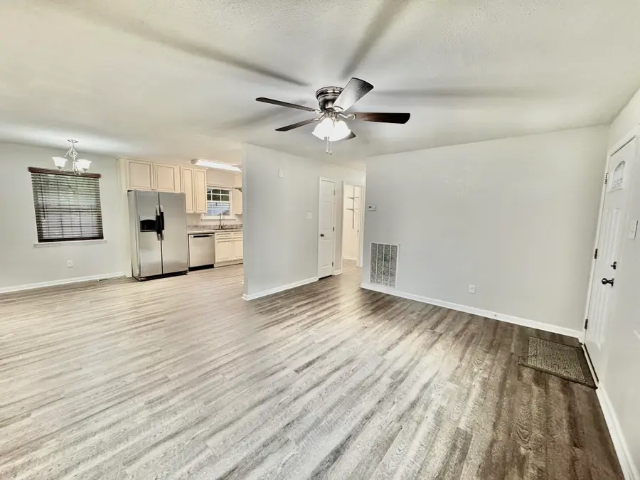 230 Bradford St, Florence, AL 35633 - Image #3